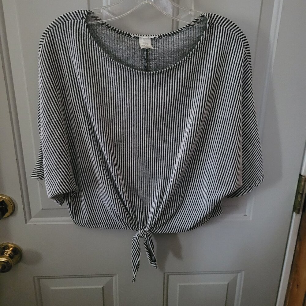 Caution to the Wind Black & White Striped Cropped Top Misses Small
